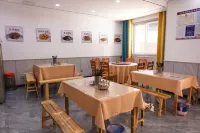Yishui Yingpan Jufu Homestay - servizio colazione