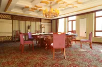 Arxan Hotel - breakfast