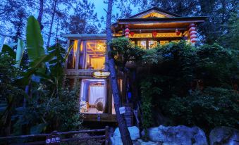 Zhangjiajie Wulingyuan Forest Youyue Art Homestay
