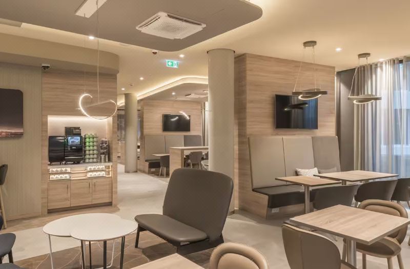Hampton by Hilton Frankfurt Airport photo 3