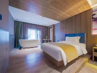 Wan'ao Hotel (Hongyadong Store, Monument to the people's Liberation Pedestrian Street, Chongqing) Hotels near THE OLD SITE OF CHINA-UK LIAISON OFFICE