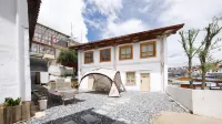 Shangri-La No.1 Bieyuan Boutique Homestay (Dukezong Ancient City Sifang Street Branch)