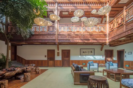 huifeng house Отели рядом со станцией Langzhong Railway Station