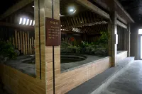 Homeinn Pebble Hotel (Tourism Service Center of West Changbai Mountain) - مسبح
