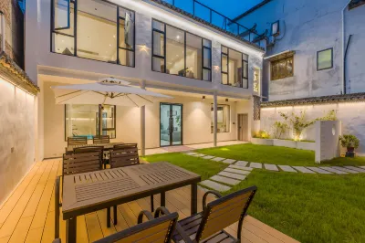 Hongcun Menggang·Qinxin Sunshine Light Luxury Homestay