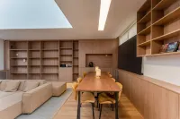 Shiyan Dufu Youth Hostel (Xi'an Bell and Drum City Wall)