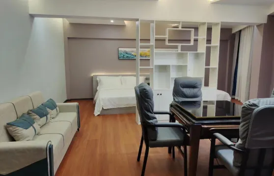 老河口童飛快捷酒店