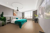 Xingfuli E-sports Movie Hotel (Linyihe Road Tongda Road)