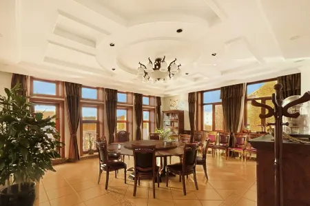 Smelling snow Pavilion Отели рядом с достопримечательностью «Yabuli Northeast Ice and Snow Folk Village»