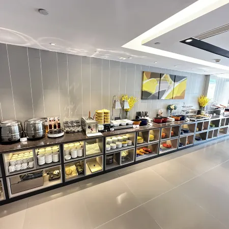 Homeinn Selected Hotel (Shouguang Shengcheng Street Wanda Plaza)