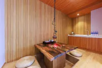 Golden City Hotel Hotel dekat Shiken Commercial Pedestrian Street