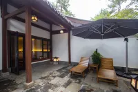 Huashentang Homestay