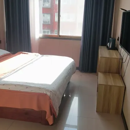 Huaxiang Express Hotel