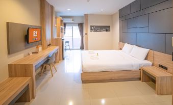 B2 Korat Night Market Boutique & Budget Hotel