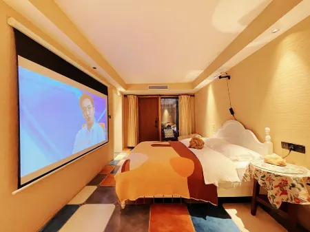 Guanlan Residence Seaview Resort Villa (Qingdao May 4th Plaza Vientiane City Shop)