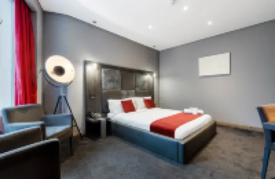 ザ ブライソン ホテル