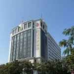 Jinfeng Hemei Hotel Zhuhai Отели рядом с достопримечательностью «Туристический причал Ван Чай»