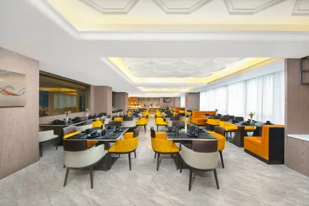 Vienna International Hotel (Fuzhou East Railway Station)