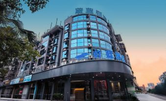 Indigo Hotel (Liuzhou Liunanhang Ying Middle School)
