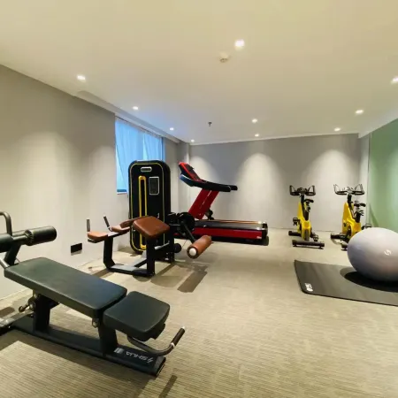 Huating Yunqi Hotel (Binyang Department Store)