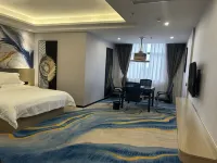 Zhongwan International Hotel Hotels near DiWang CaiFu GuangChang