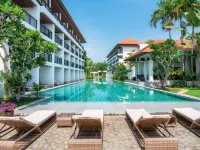 Estella Phuket Mai Khao Beach Resort Hôtels à proximité de : Plage de Mai Khao