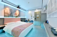 Huana Tianyue Hotel (Liuzhou Wuxing Street) Отели рядом с достопримечательностью «Храм Силая»