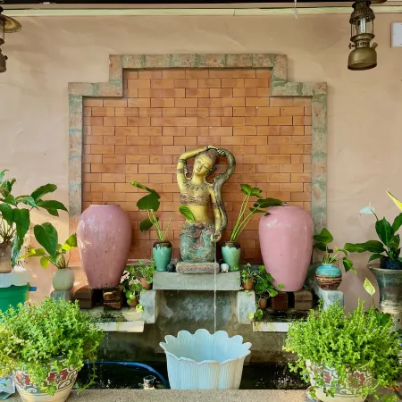 Baan Baramee House Отели рядом с достопримечательностью «Ночной рынок Сентр Пойнт»