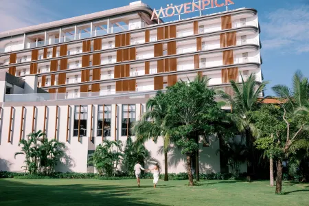 Movenpick Villas & Residences Phu Quoc Отели рядом с достопримечательностью «Chinh Toa Dalat»