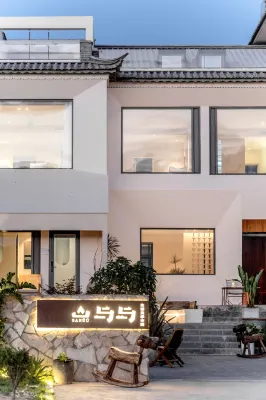 마운틴 앤 · 가든 빌라 뷰 (다리 얼하이호 지점) 얼하이 와써 샤오푸퉈 풍경구 호텔