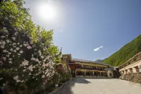 Jiuzhaigou Jijiannanshan Homestay โรงแรมใน