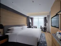 Lushan Xiufeng Scenic Area Causeway Bay Regal Hotel - Romanttinen