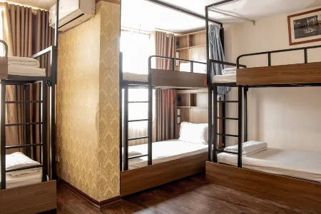 Home Town Cha Hotel