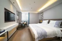 YESTE International Hotel at Wuzhou Tengxian Stadium فنادق في مديرية تنغ