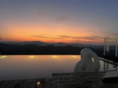 Xinchang Shanzhong Laixin · Guanlan Tingyun Homestay
