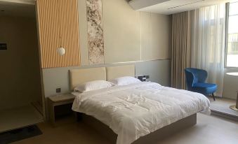 Yunqi Hotel