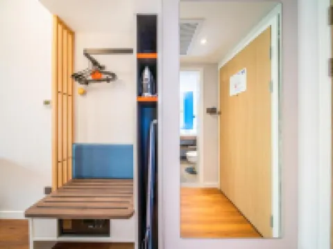 ฮอลิเดย์ อินน์ เอ็กซ์เพรส หางโจว เวสต์เลค อีสต์ บาย IHG โรงแรมในหางโจว