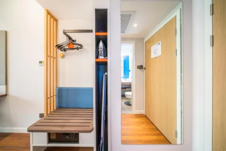 Holiday Inn Express Hangzhou West Lake East