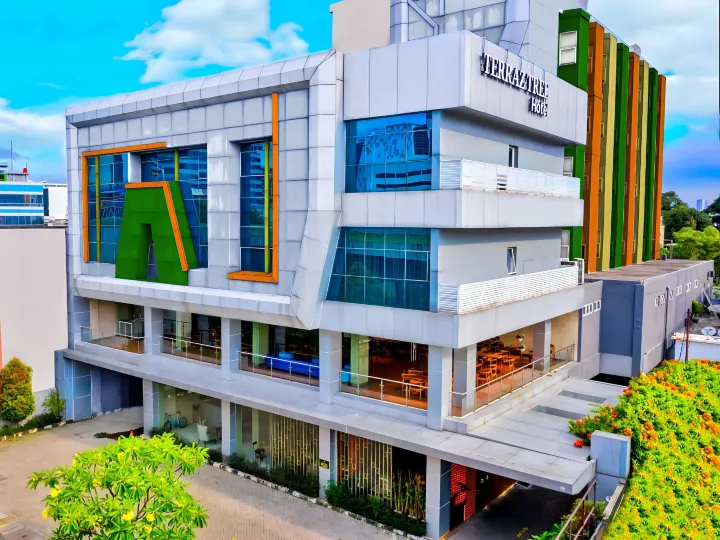 Terraz Tree Hotel