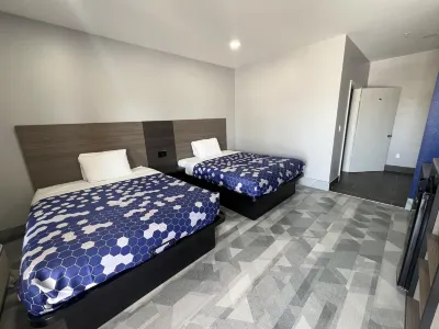 AIRWAY INN Hotel dekat Cypress Trails