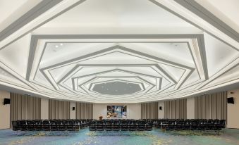 Madison Hotel Yining Kazanqi Scenic Area Airport