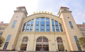 City Comfort Inn Hotel (Wuhan North Hankou Light Rail Station)