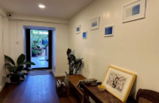 นวลนิล ซีเคร็ท คอร์ทยาร์ด