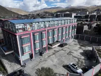 Luowa Hotel