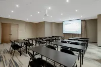 Elong Wanguo Hotel (Jingdezhen Leping Honghao Forest Park)