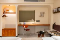 Xiamen Yidu Trendy Homestay (Zhongshan Road Ferry Terminal Branch) - balcony