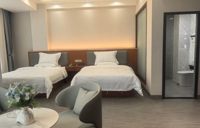Xundian Haolaiwu Hotel