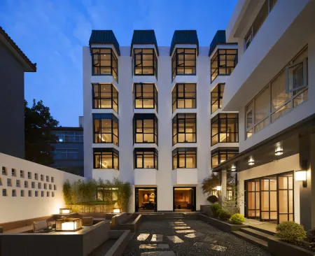 Maiyue Hotel Отели рядом с достопримечательностью «Qujiang Pool Heritage Park»