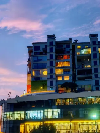 AKANARA Orange Sea Resort Отели рядом с достопримечательностью «Qiniang Mountain»