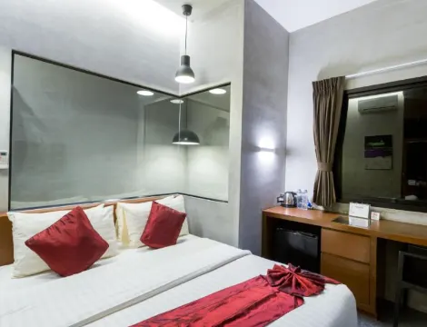 ห้องดีลักซ์ เตียงใหญ่ 1 เตียงหรือเตียงเดี่ยว 2 เตียง